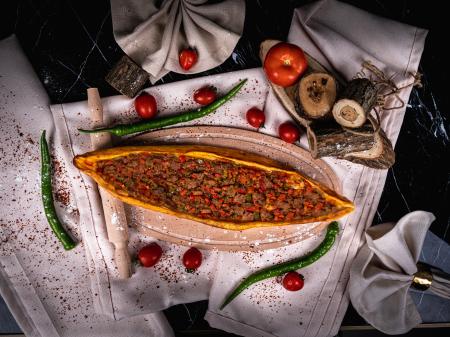 Kuşbaşılı Pide